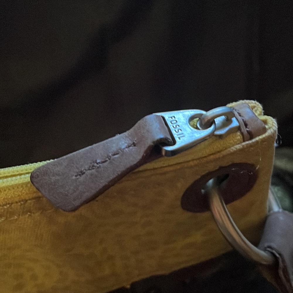 Fossil Key-Per Crossbody Canvas/Patent Leather. M… - image 8